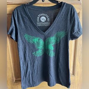 Paul Carpenter Art Black V-Neck T-Shirt with Green Phil. Eagle Design Jrs XL